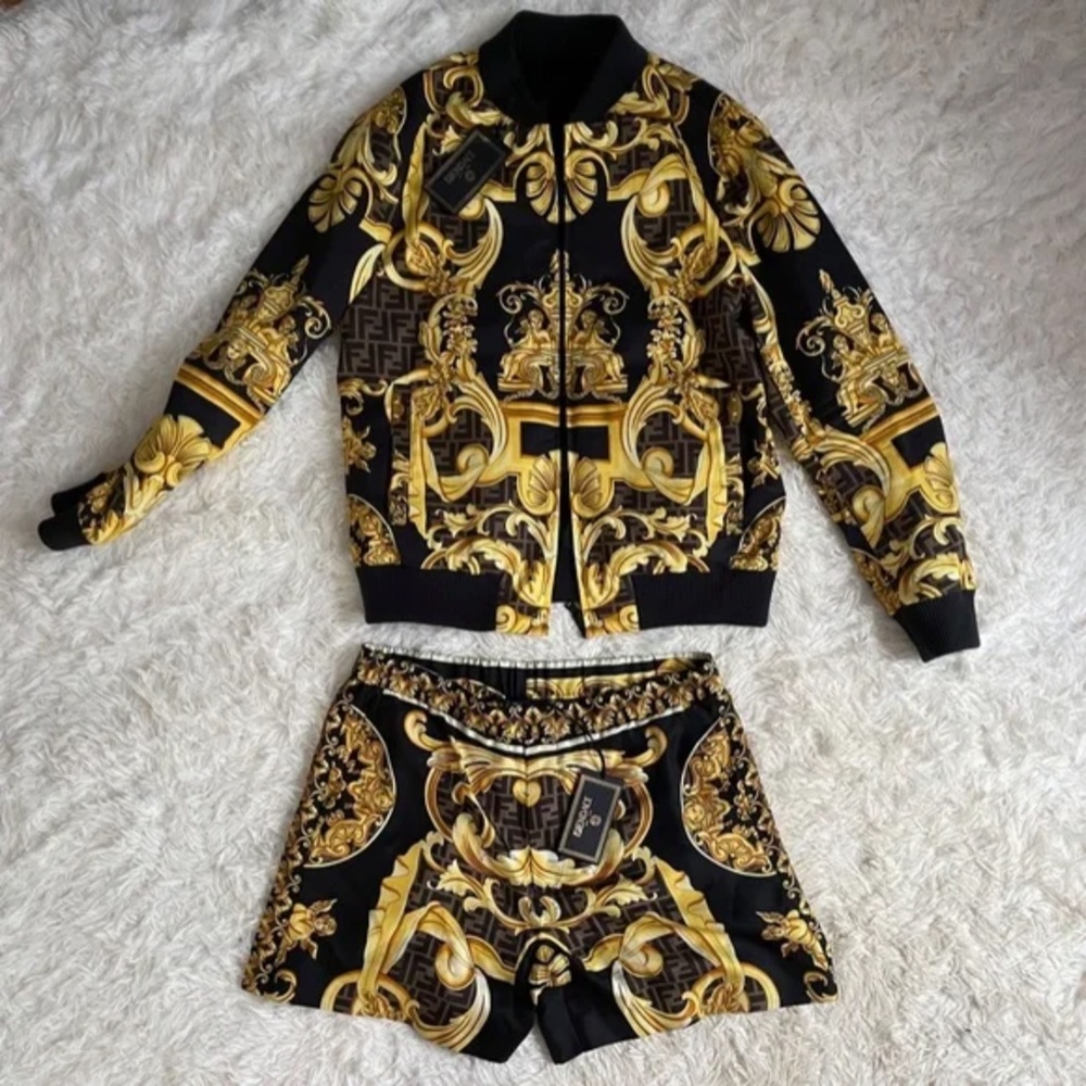 Fendace Gold Baroque Bomber Jacket NWT - Picture 4 of 8